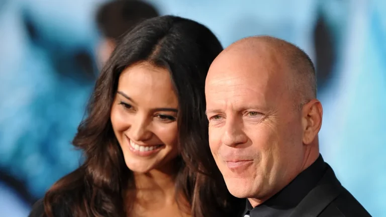 Bruce Willis ne sait pas qu&rsquo;il est malade, déclare sa femme Emma Heming Willis