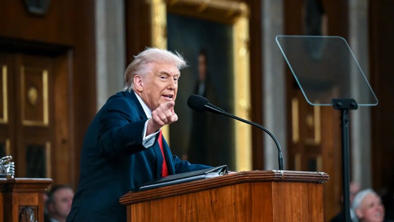 L&rsquo;état de l&rsquo;Union selon Trump : champions de hockey et histoires macabres d&rsquo;effusion de sang