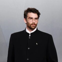 Hasan Piker est venu à notre fête et dit qu&rsquo;il « a été moqué par de vraies célébrités »