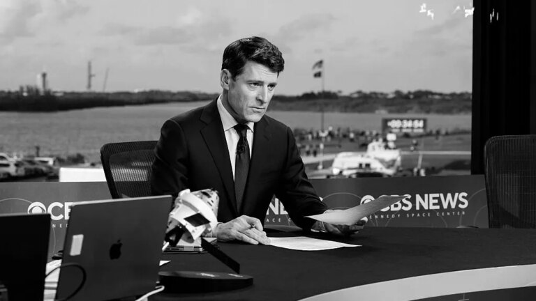 Tony Dokoupil est le visage de la révolution Bari Weiss sur CBS News. Y survivra-t-il ?