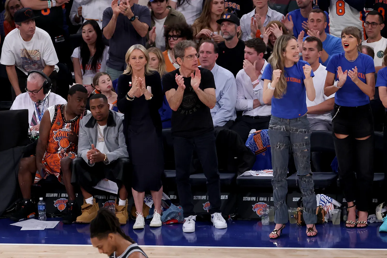 L'image peut contenir Ben Stiller Emre Can Christine Taylor Matt Duchene Bart Freundlich Lina Kostenko Nas et applaudissements