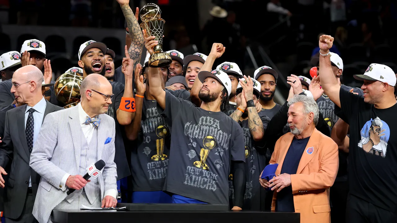 La Maison Blanche de Trump affirme que les Knicks n'ont pas refusé une invitation : « Fake News »