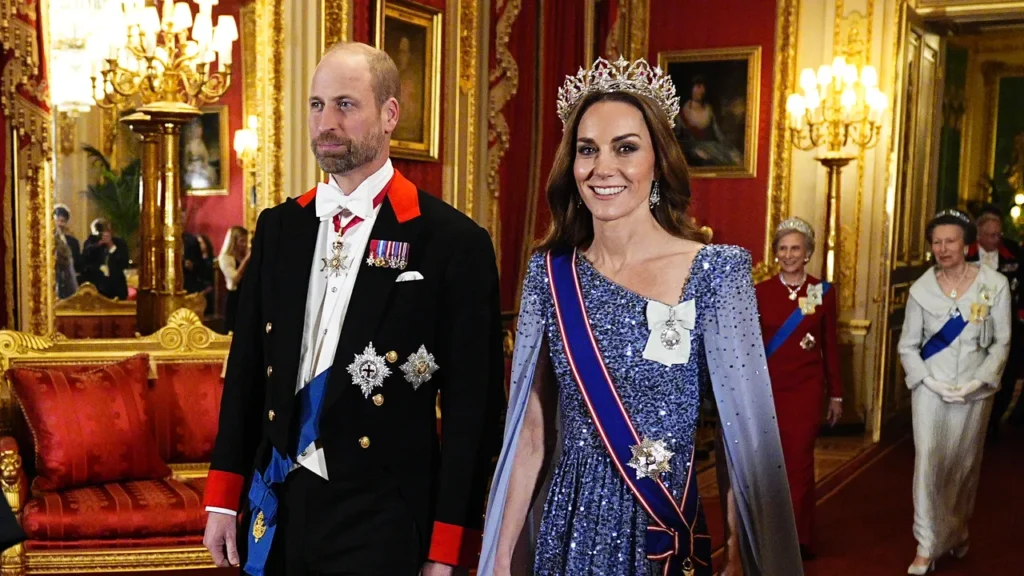 Diadèmes inquiétants et pierres précieuses à la réputation scandaleuse : cinq pièces maudites de bijoux royaux
