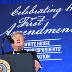 Donald Trump prend en otage le corps de presse de la Maison Blanche