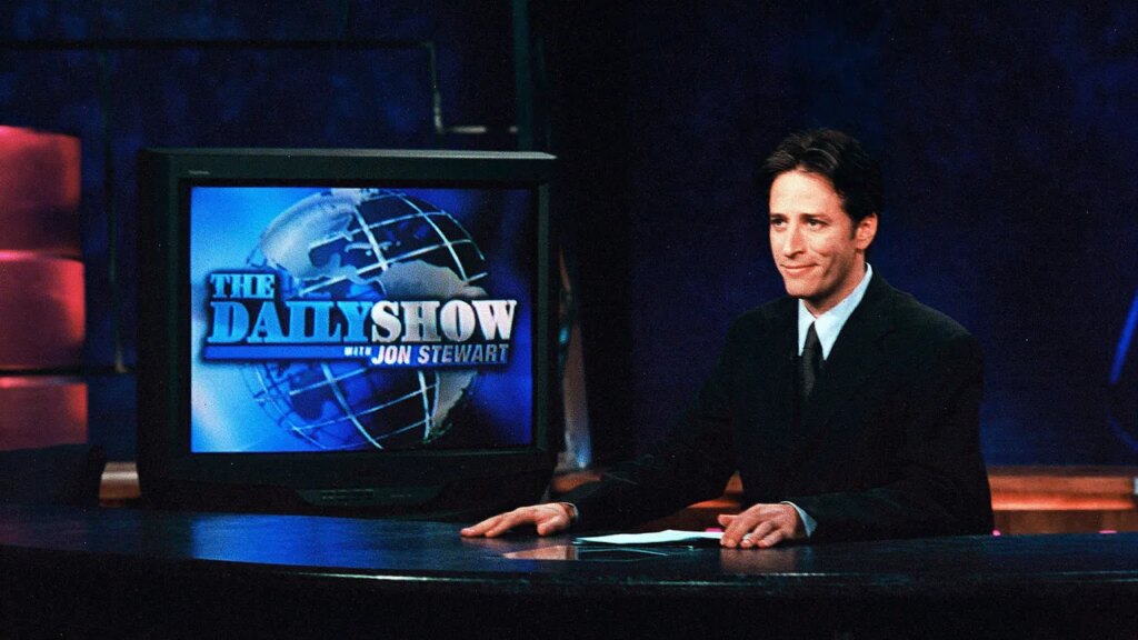 Alors que The Daily Show fête ses 30 ans, ses scénaristes et producteurs vedettes donnent à VF une vue intérieure
