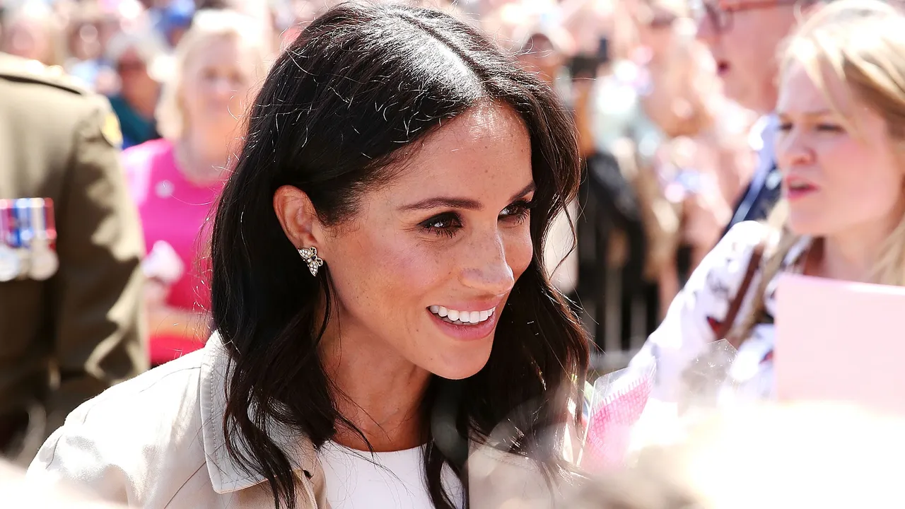 Meghan Markle rend hommage à la princesse Diana à travers ses boucles d'oreilles