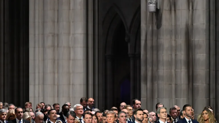 Les funérailles de Lindsey Graham étaient une grande démonstration de son influence et de sa servilité