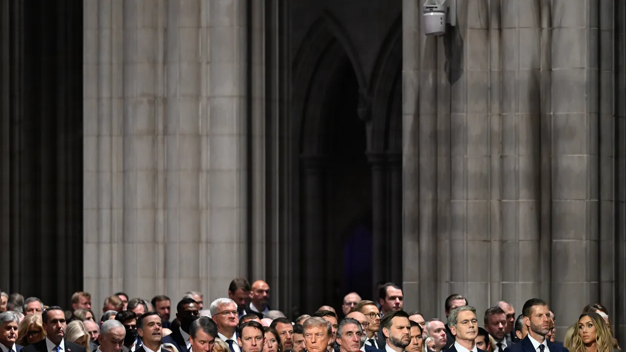 Les funérailles de Lindsey Graham étaient une grande démonstration de son influence et de sa servilité
