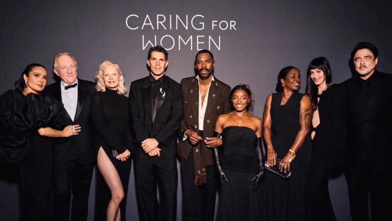 Salma Hayek Pinault, Paris Hilton et Simone Biles ont invité la fête au dîner Caring for Women de Kering