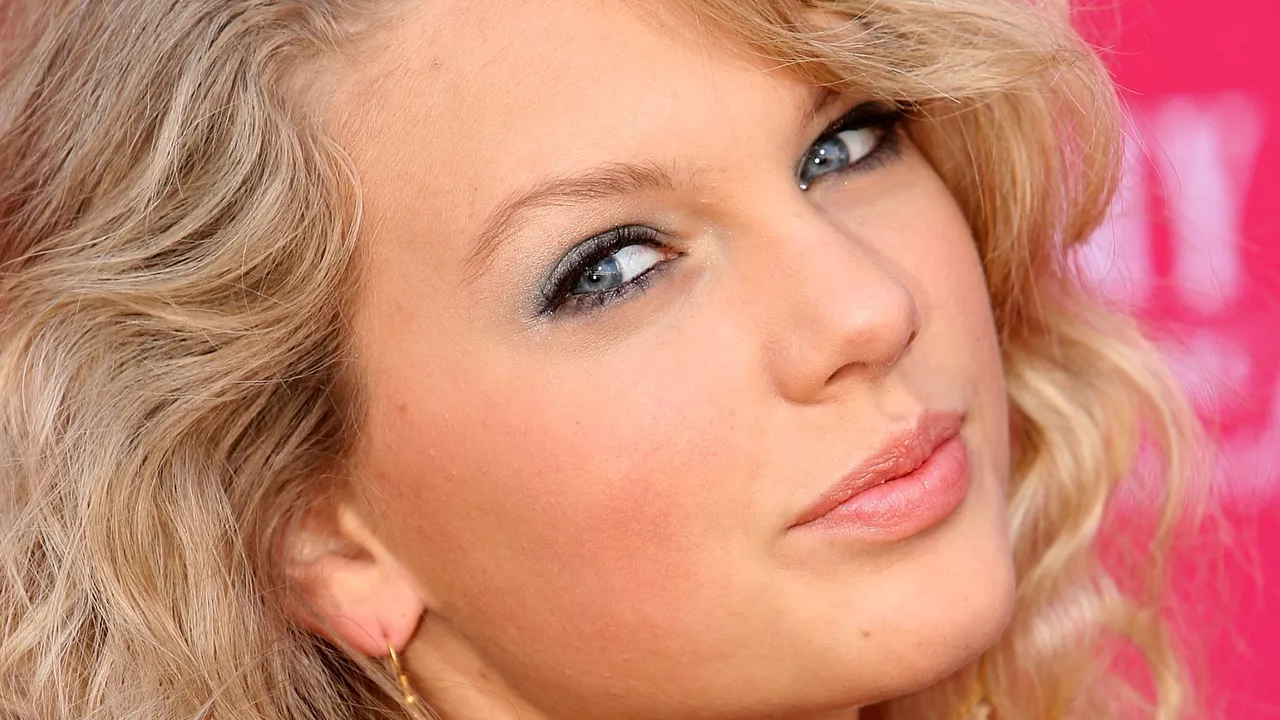 Taylor Swift fête ses 20 ans