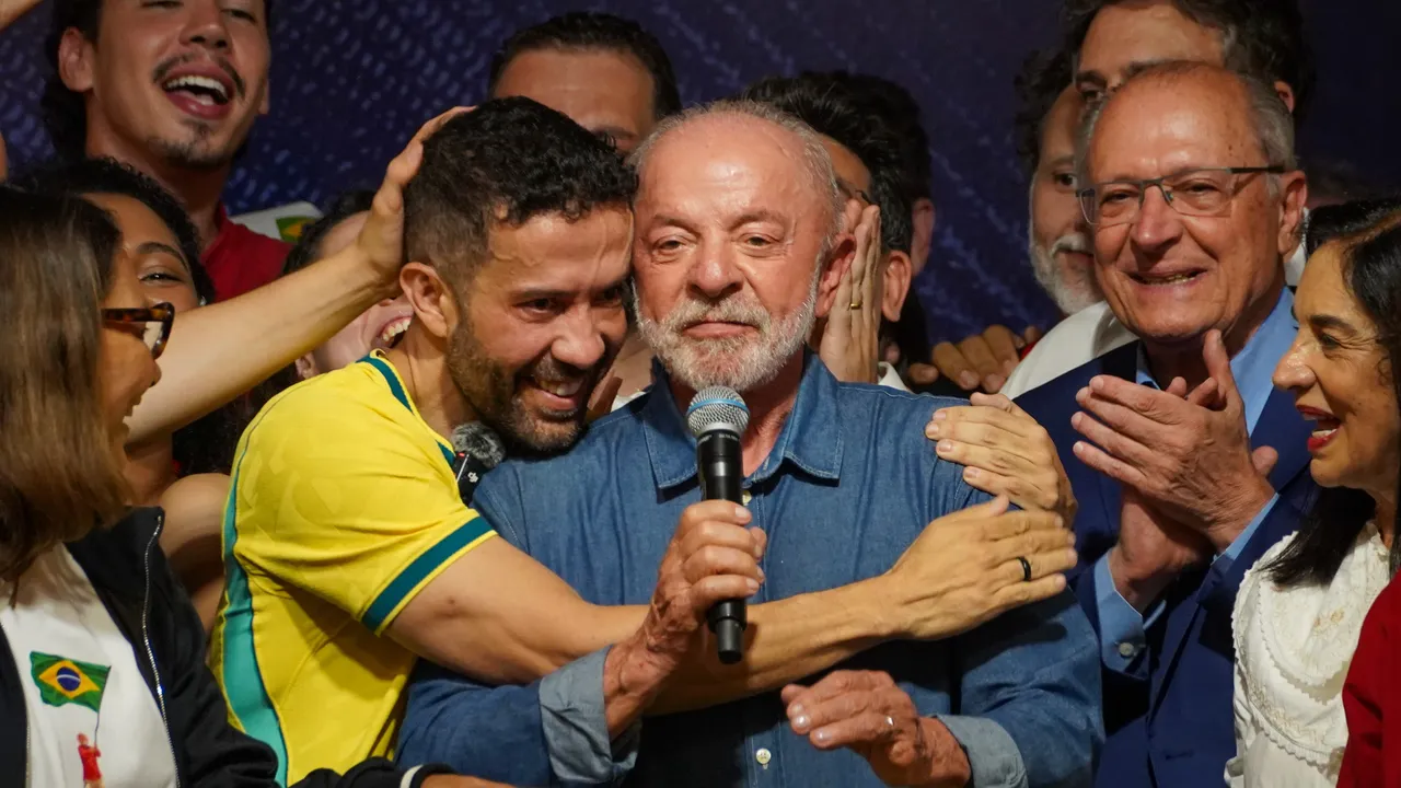 Qui est Lula, quadruple président du Brésil ?